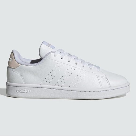 NEW Adidas Women's Advantage Sneaker - Picture 2 of 9